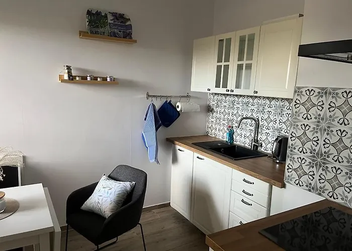 Sanierte Ruhige In Der Mit Kueche Apartman *